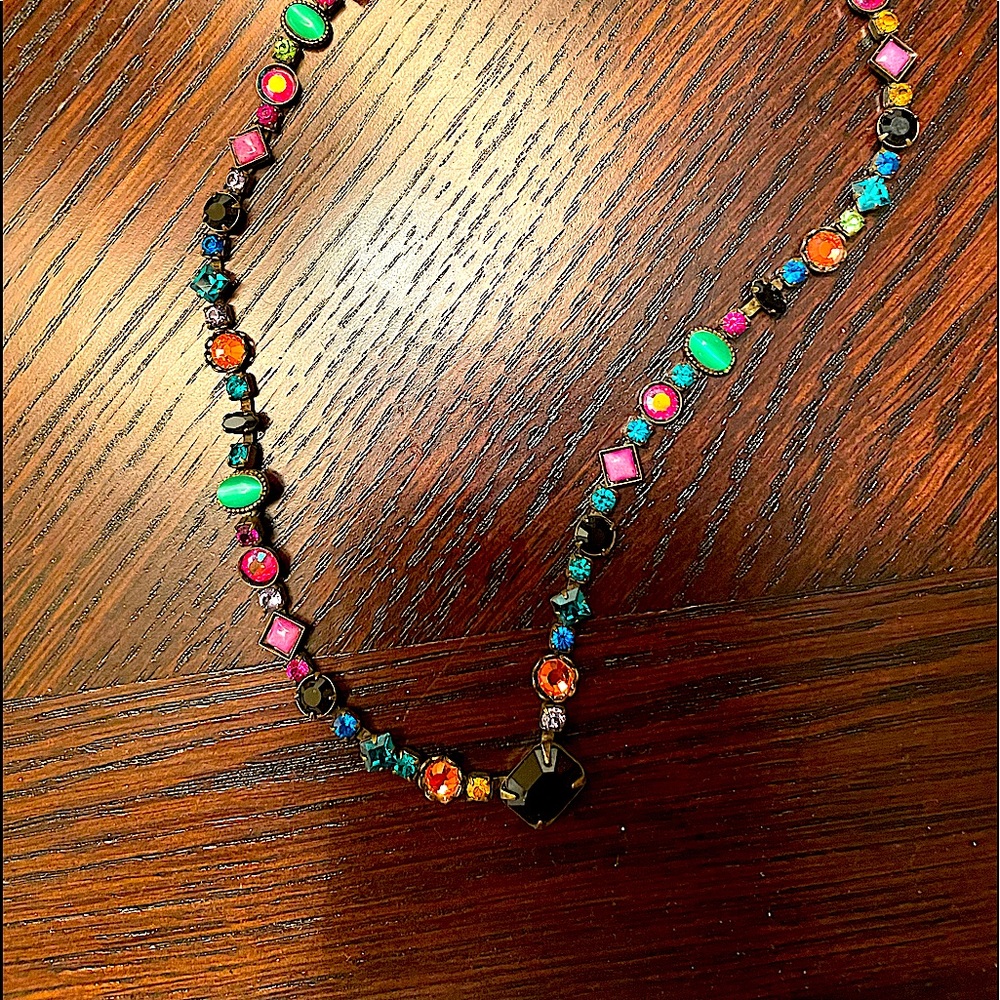 Beautiful Sorrelli multi color stone necklace Barely worn. 18”